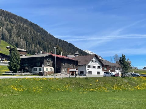 Landhuus Frauenkirch Inn in Davos