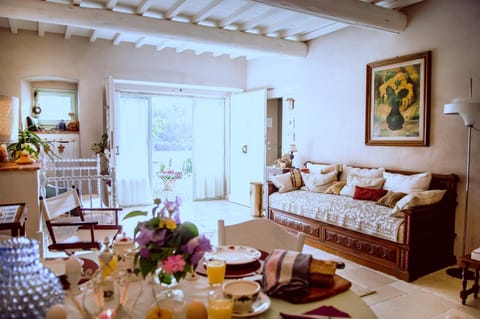 Day, Living room, Other, Seating area