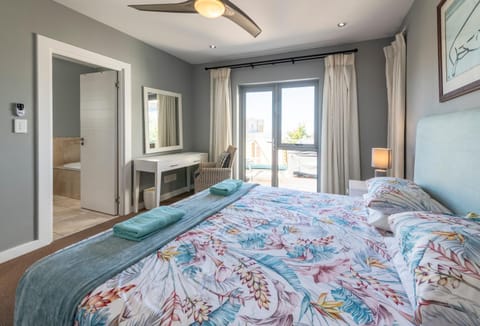 25 Thulana Hill Plettenberg Bay House in Plettenberg Bay