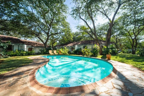 Property building, Swimming pool