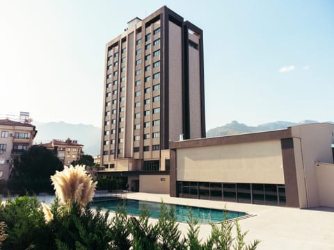 Property building, Swimming pool