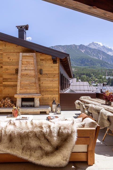 View (from property/room), Balcony/Terrace, Dining area, fireplace