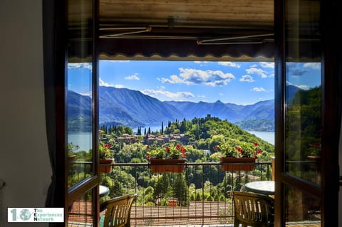 Spring, Day, Natural landscape, Balcony/Terrace, Lake view, Mountain view