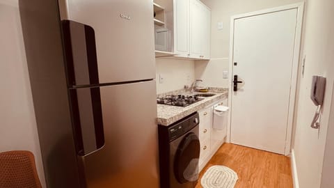 microwave, stove, toaster, washing machine, dryer, kitchen