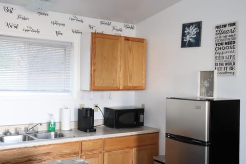 Kitchen or kitchenette, oven