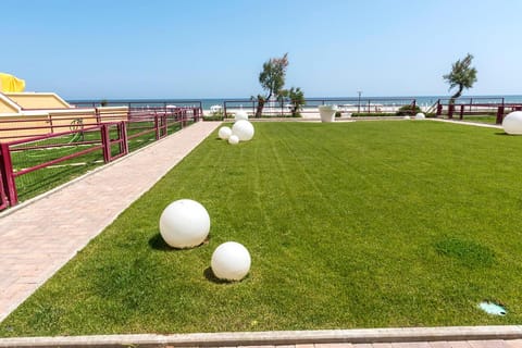 SE054 - Senigallia, monolocale fronte mare alle'Piramidi' Apartment in Senigallia