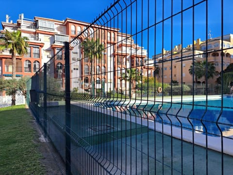 Garden, Swimming pool