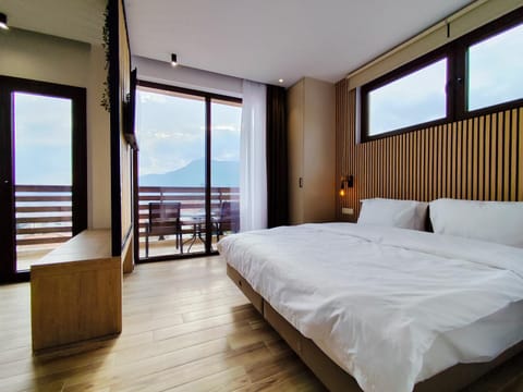 Bed, View (from property/room), Bedroom