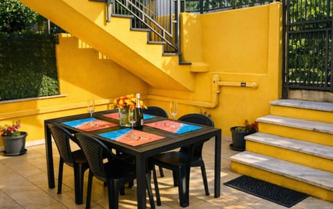 Property building, Balcony/Terrace, Balcony/Terrace, Sunset