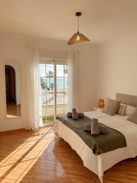 Bedroom, Sea view
