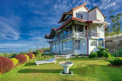 Property building, Garden, Garden view