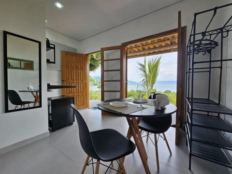 Bird's eye view, View (from property/room), Kitchen or kitchenette, Dining area, Sea view