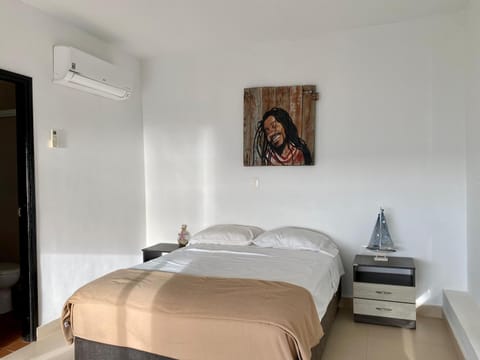 Bed, Bedroom, air conditioner