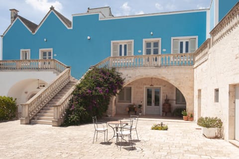 Property building, Patio