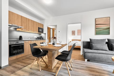 Kitchen or kitchenette, Living room, Seating area, stove