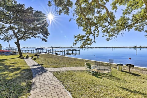 Waterfront Community with Perks Mary Esther Condo Apartment in Mary Esther