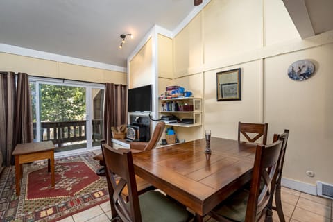 Well Kept Condo CS#3 - Pets OK Apartment in Bear Valley