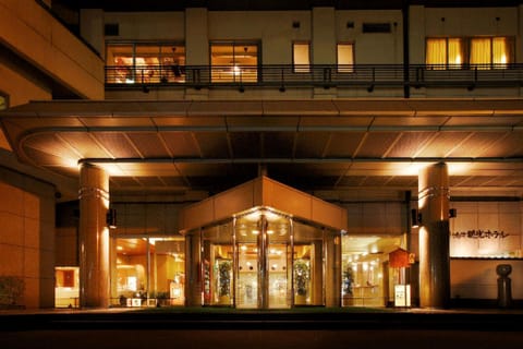 Property building, Facade/entrance, Night