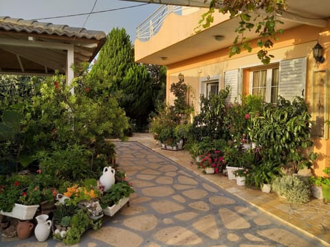 Floor plan, Garden view