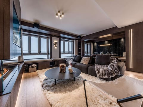 Appartement ski aux pieds à Courchevel avec cheminée, parking, Wi-Fi pour 9 personnes - FR-1-631-222 Apartment in Saint-Bon-Tarentaise