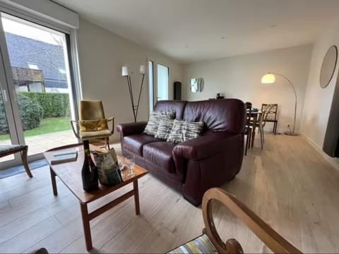 Maison rénovée à Fouesnant, proche plages, jardin et terrasse - FR-1-481-167 House in Fouesnant