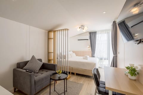 Bed, Photo of the whole room