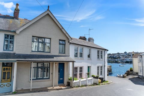 Property building, Sea view