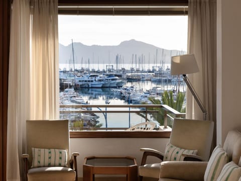 Mountain view, Sea view