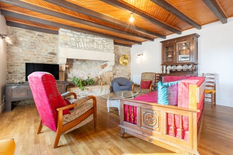 Property building, Living room