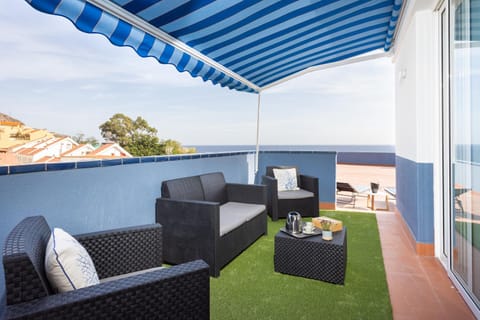 View (from property/room), Balcony/Terrace, Sea view