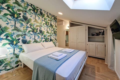 Pola Rooms - Guesthouse by Host Hero Bed and Breakfast in Civitanova Marche