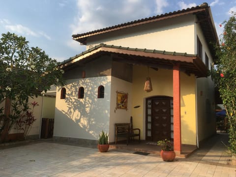 Property building, Patio, Facade/entrance
