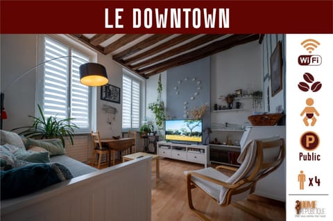 Property logo or sign, Living room, Seating area, Logo/Certificate/Sign
