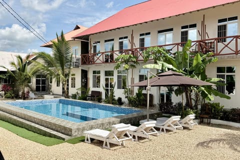 Property building, Swimming pool