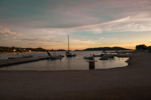 "Emili Paulina" holiday home 70m from the beach - SEA VIEW- free parking and WiFi House in Šibenik-Knin County, Croatia