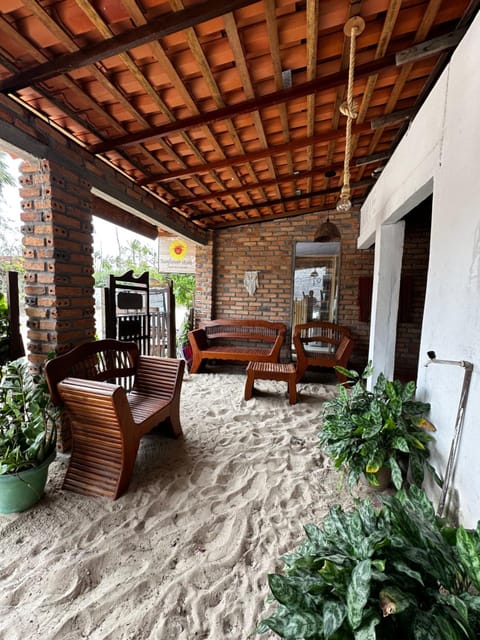 Facade/entrance, Balcony/Terrace, Seating area