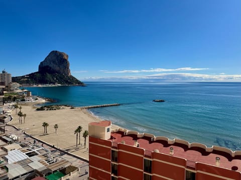 View (from property/room), Landmark view, Sea view