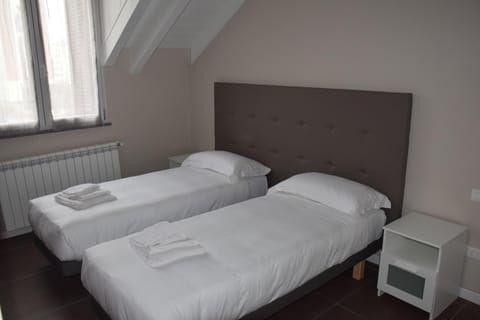 B&B Leonardo Bed and Breakfast in Rho