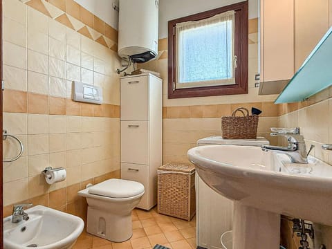 Shower, Toilet, Bathroom, bidet