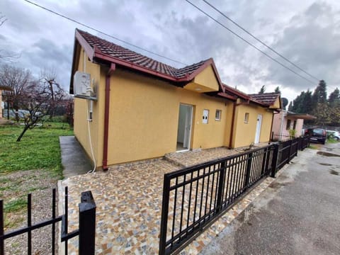 Podgorica Near Big Fashion Apartment in Podgorica