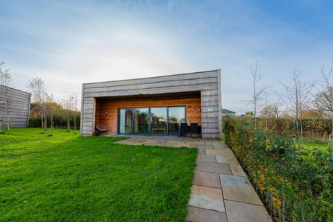 Cosy Cabin Getaway Cabin in County Dublin