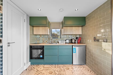 Cosy Cabin Getaway Cabin in County Dublin