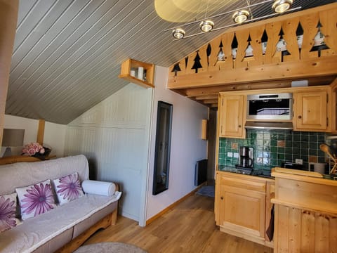 Studio Mezzanine Les Combettes E Apartment in Les Contamines-Montjoie