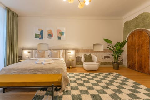 Bed, Photo of the whole room, Bedroom, wardrobe