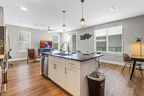 Fascinating 2BD 2BA w Beautiful Pool in Fort Worth Apartment in Fort Worth