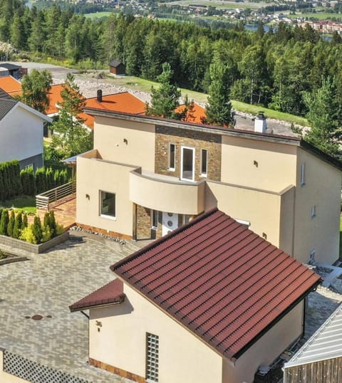 Property building, Day, Natural landscape