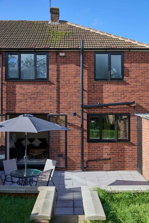 Property building, Garden, Garden