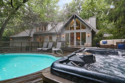 Its a Wonderful Life by Juniper Holiday and Home House in Michiana