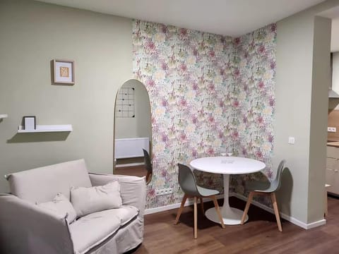 City Center location 1BR Apartment near Station! Apartment in Antwerp