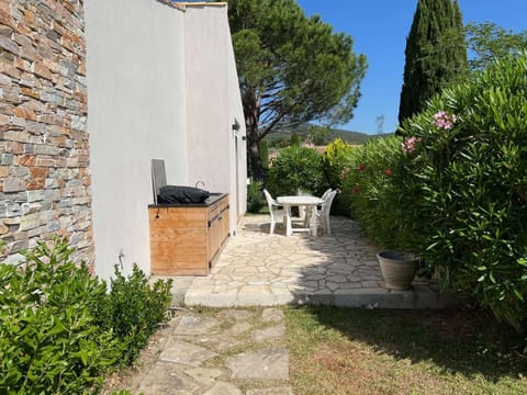 Mas du Golfe - Villa climatisée avec piscine privée pour 10 personnes Villa in Grimaud